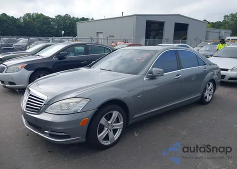 2012 Mercedes-Benz S 550 from USA, damaged, VIN WDDNG7DB1CA428511